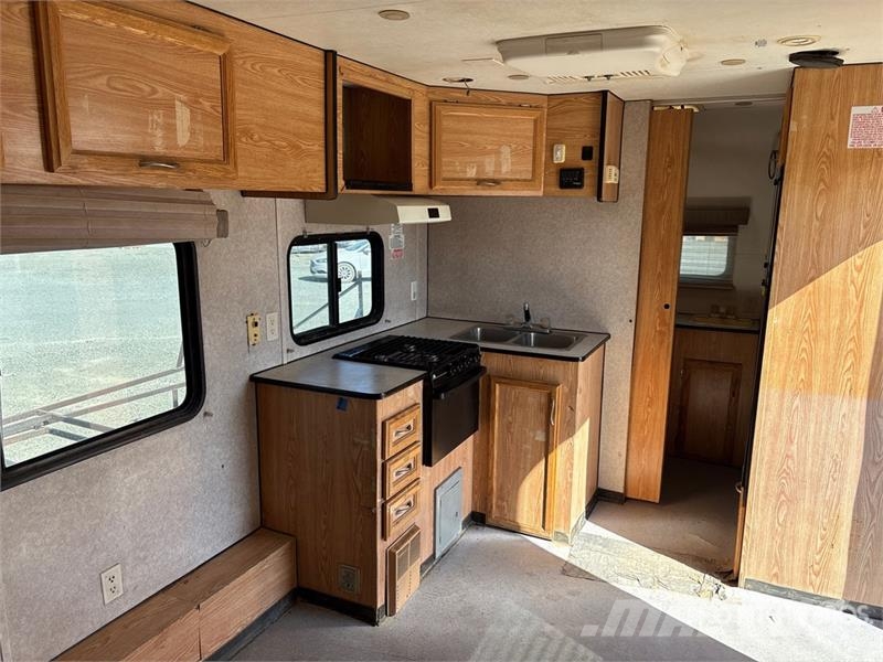 Carson 25 ft T/A Travel Trailer Other trailers