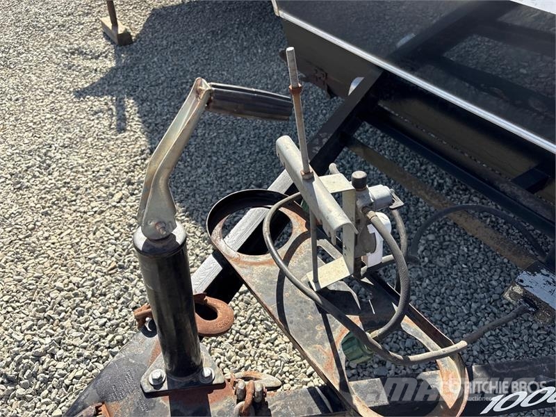 Carson 25 ft T/A Travel Trailer Other trailers