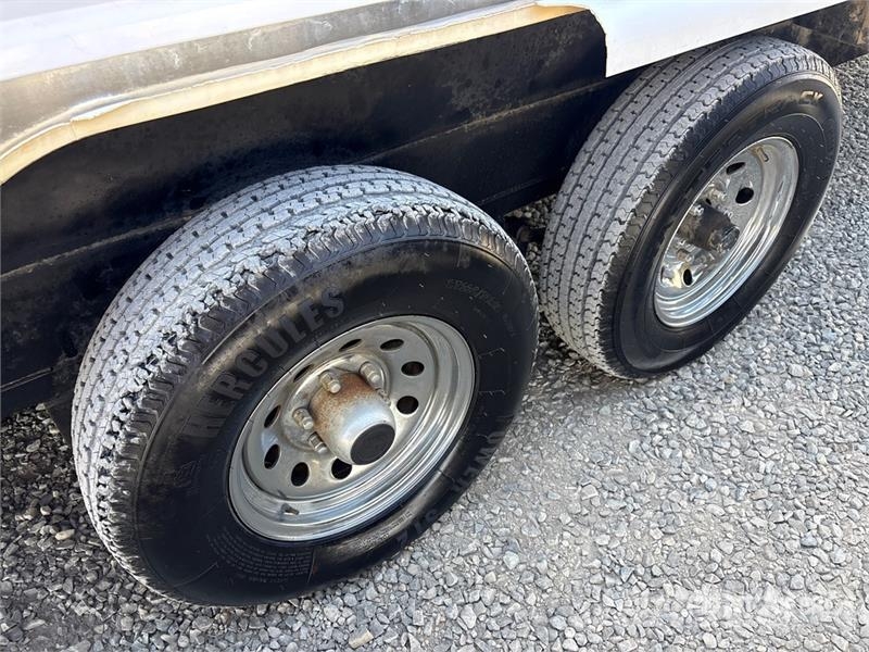 Carson 25 ft T/A Travel Trailer Other trailers