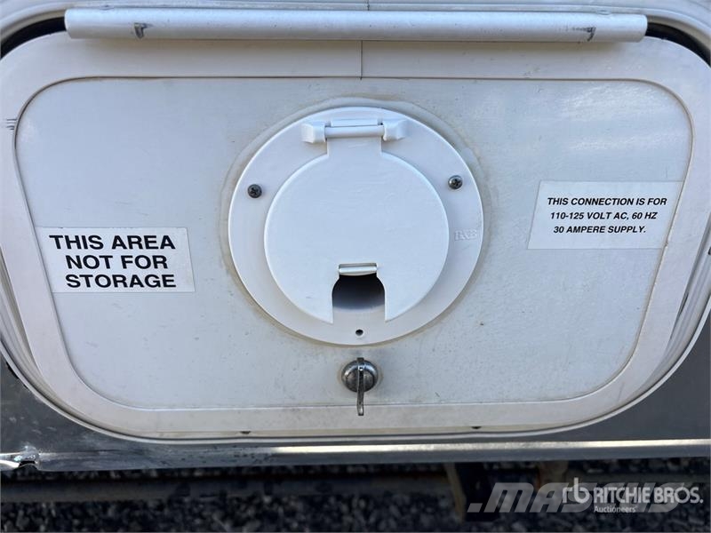 Carson 25 ft T/A Travel Trailer Other trailers