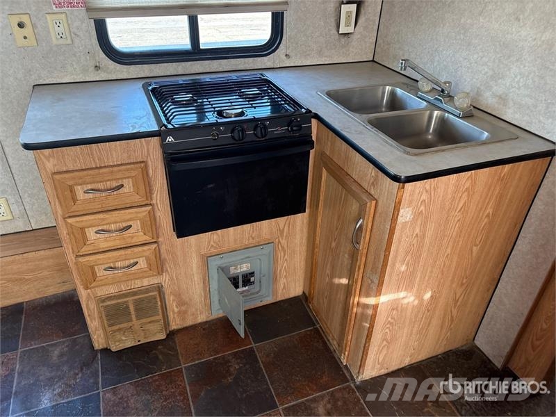 Carson 25 ft T/A Travel Trailer Other trailers