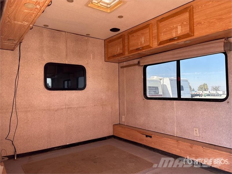 Carson 25 ft T/A Travel Trailer Other trailers