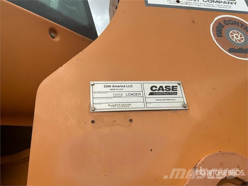 CASE 1021F Iekrāvēji uz riteņiem