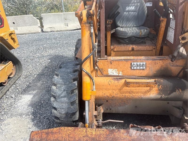 CASE 1845C Skid steer mini nakladalci
