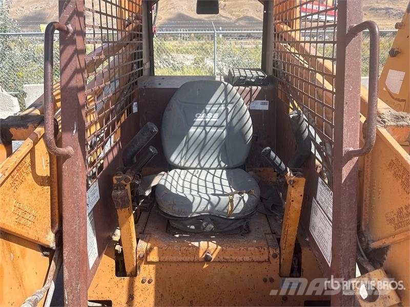CASE 1845C Skid steer mini nakladalci