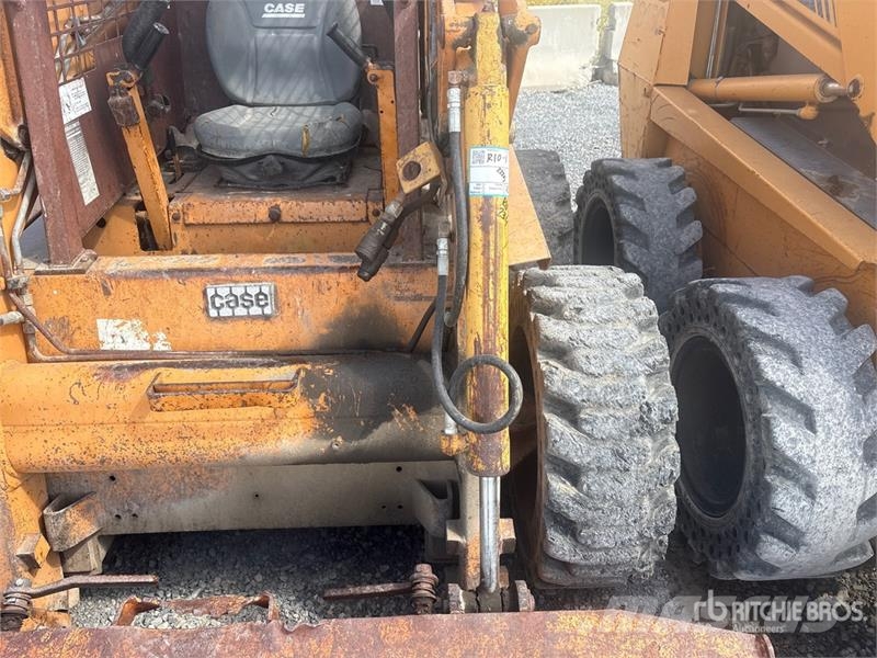CASE 1845C Skid steer mini nakladalci