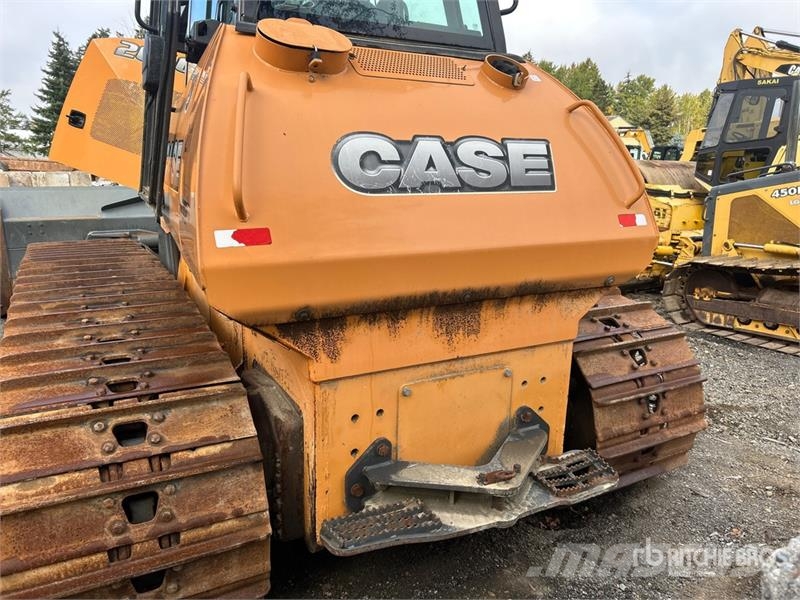 CASE 2050M Pásové dozéry