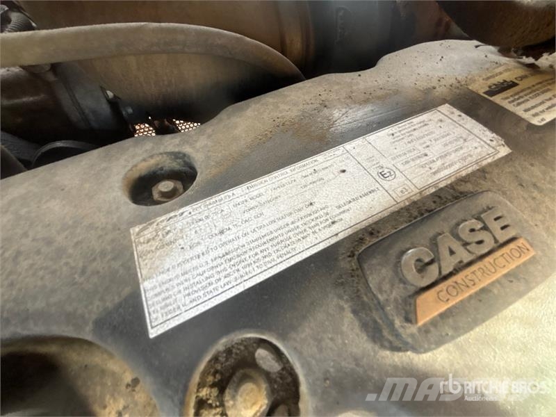 CASE 2050M Pásové dozéry