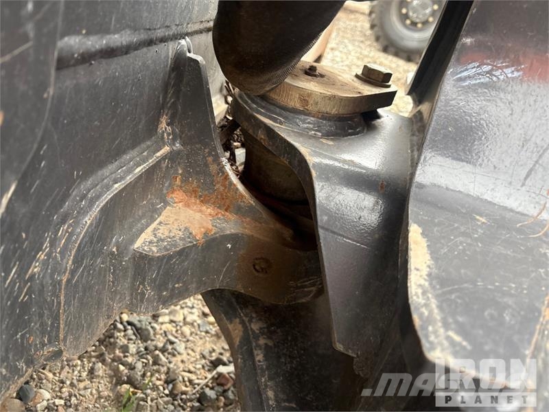 CASE 2050M بلدوزرات مجنزرة