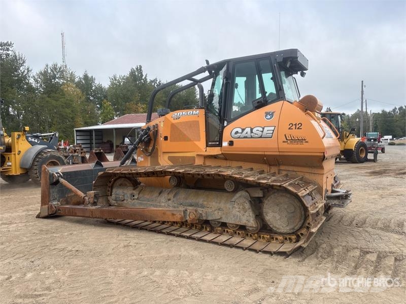 CASE 2050M Pásové dozéry
