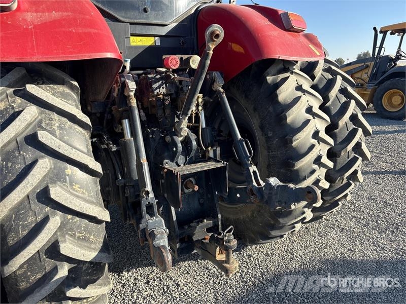 CASE 240 4WD Tractor 트랙터