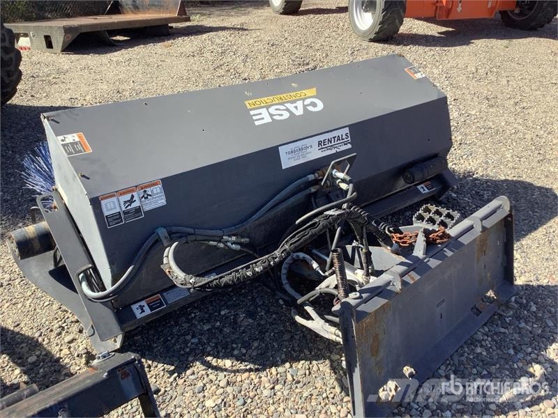 CASE 48159720 84 in Skid Steer Broom Escovas