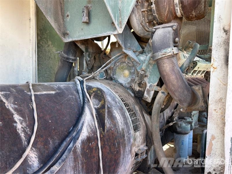 CASE 500FDF4656FF-2916W 330 kW Mobile Generator Set ディーゼル発電機