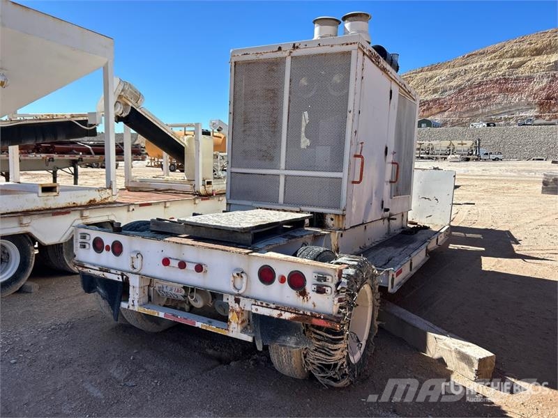 CASE 500FDF4656FF-2916W 330 kW Mobile Generator Set ディーゼル発電機