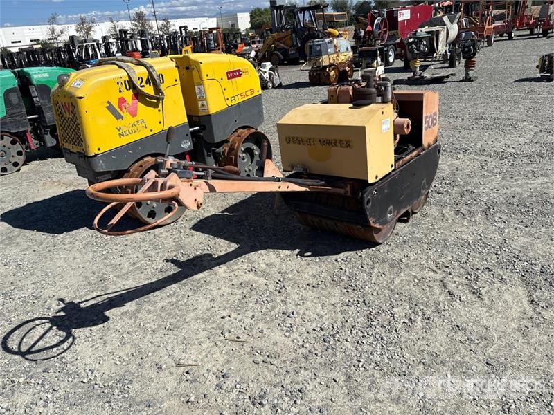 CASE 50B Walk Behind Roller Ostali valjci
