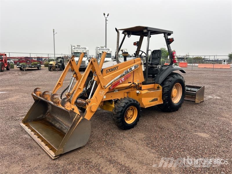 CASE 570MXT لوادر بعجل