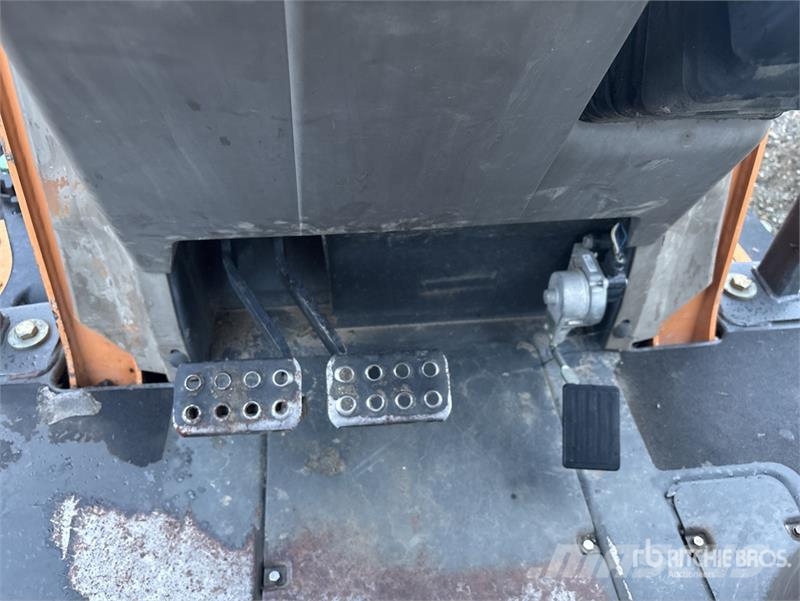 CASE 570NXT 4x2 Landscape Loader  휠로우더