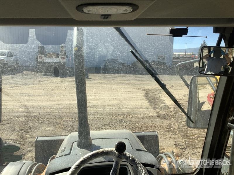 CASE 575N 4x4 Backhoe Loader バックホーローダー