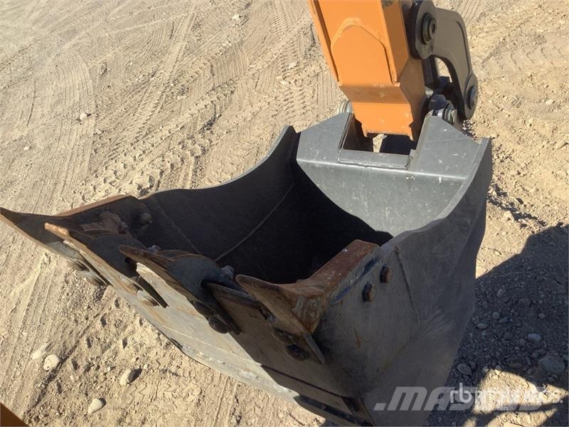 CASE 575N 4x4 Backhoe Loader バックホーローダー