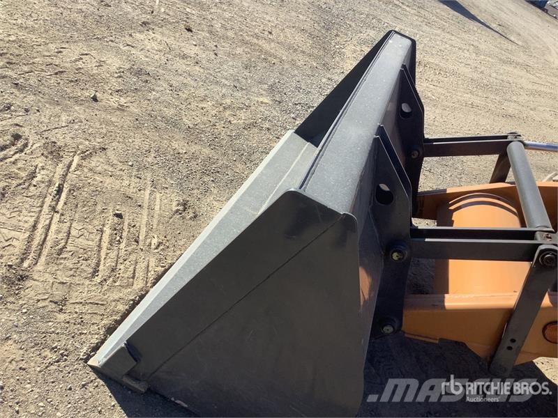 CASE 575N 4x4 Backhoe Loader バックホーローダー