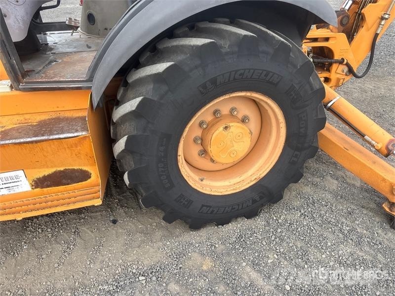 CASE 580 Super M Series 2 Utovarni rovokopači