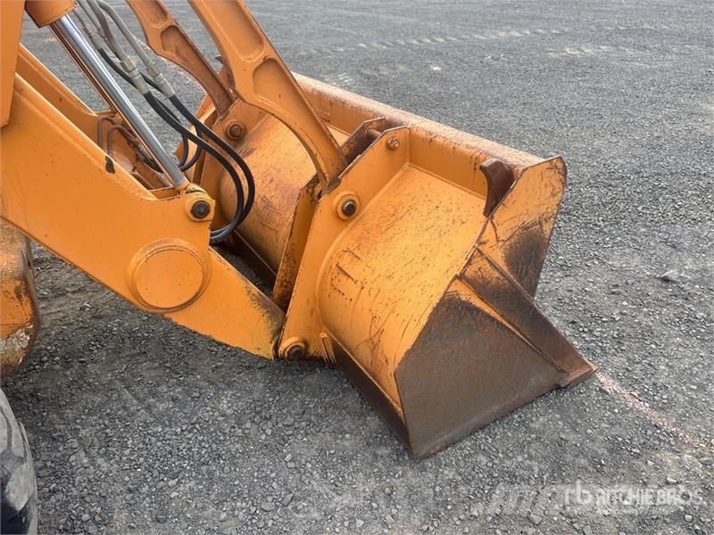 CASE 580 Super M Series 2 Utovarni rovokopači