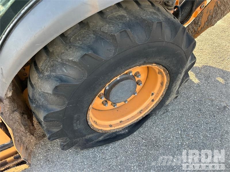 CASE 580 Super N Ekskavatoriniai krautuvai