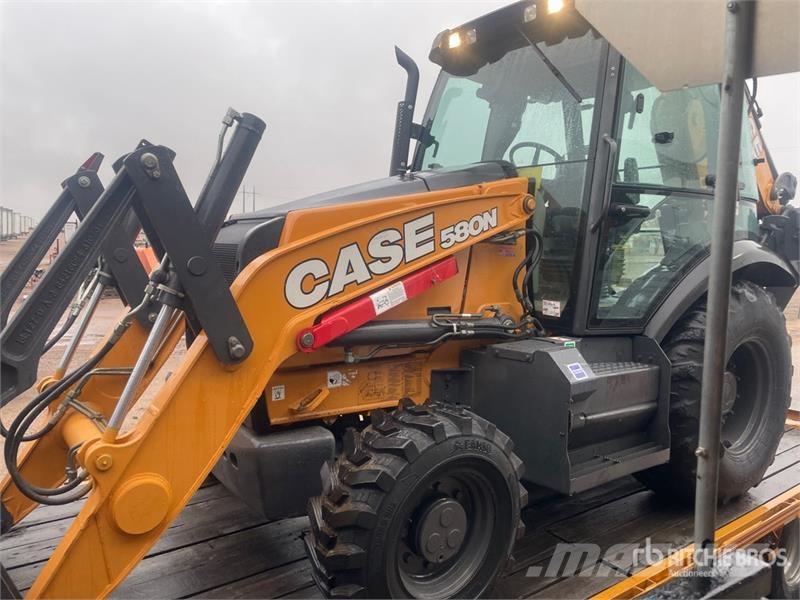 CASE 580N Backhoe