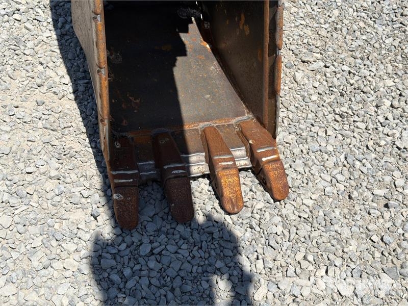 CASE 580SN Terne
