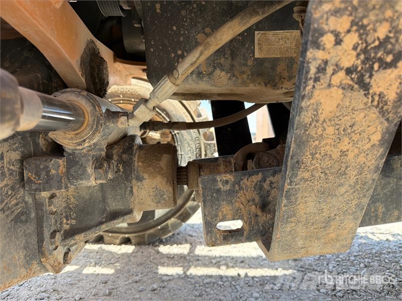 CASE 580SN Terne