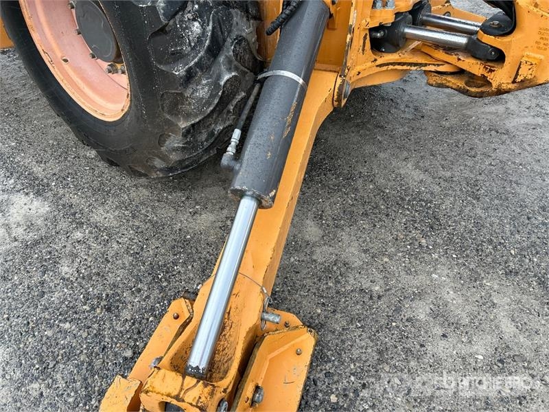 CASE 580SN Graaf-laadcombinaties