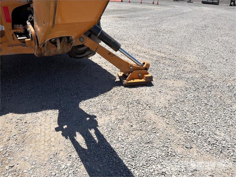 CASE 580SN Terne