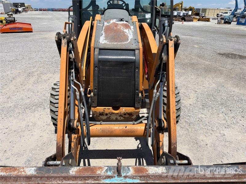 CASE 580SN Terne