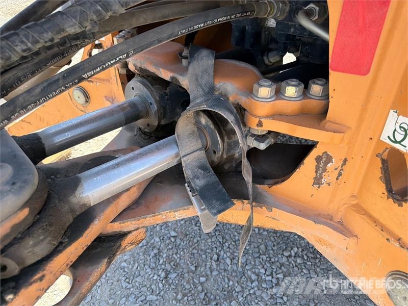 CASE 580SN Terne