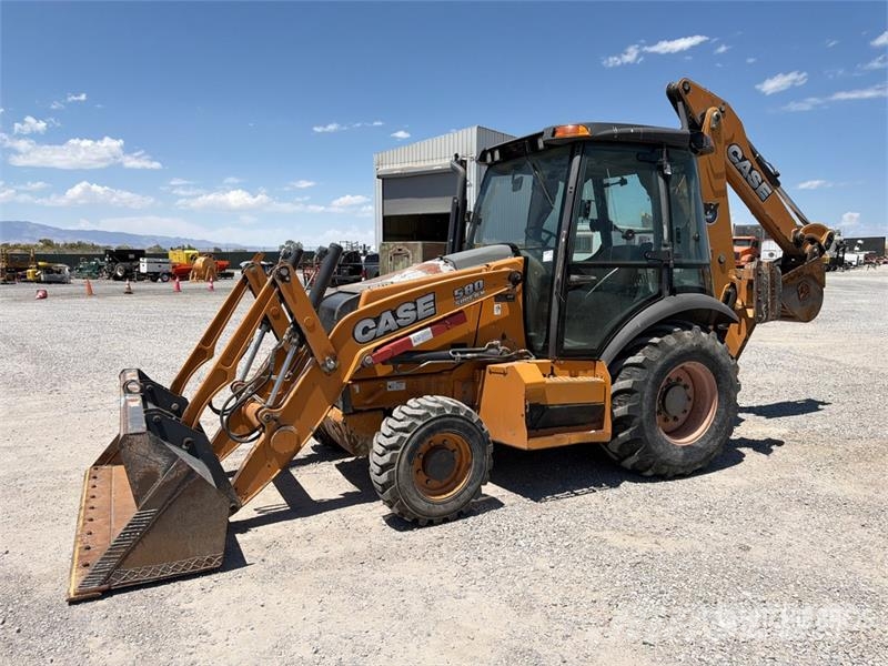 CASE 580SN Terne