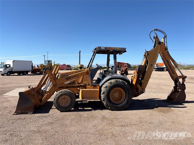 CASE 590 Super L Series II 4x4 Backhoe Loader Traktorgravere