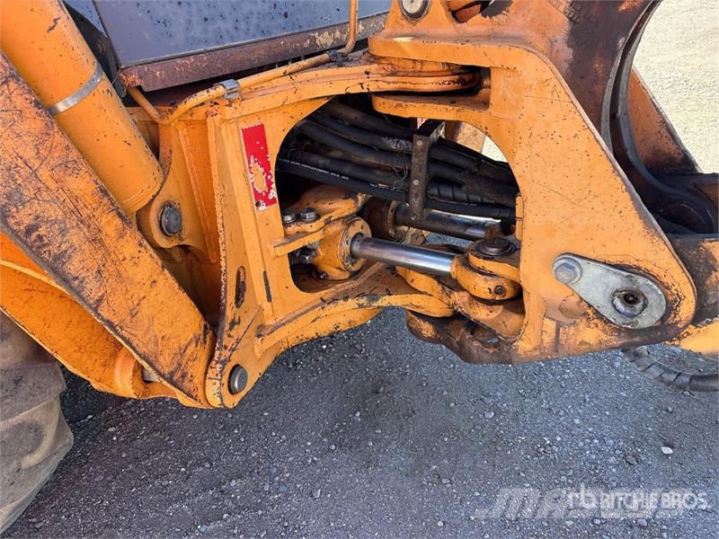 CASE 590 Super L Series II 4x4 Backhoe Loader Traktorgravere