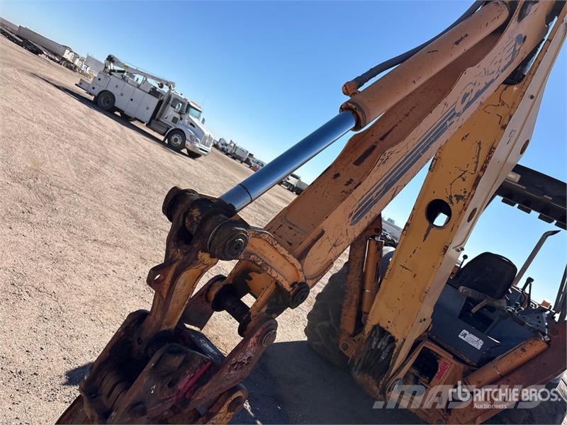 CASE 590 Super L Series II 4x4 Backhoe Loader Traktorgravere