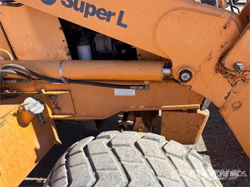 CASE 590 Super L Series II 4x4 Backhoe Loader Traktorgravere
