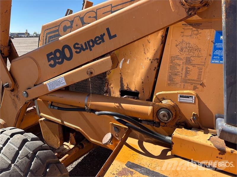 CASE 590 Super L Series II 4x4 Backhoe Loader Traktorgravere