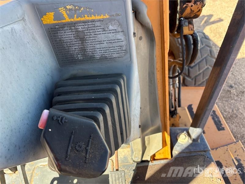 CASE 590 Super L Series II 4x4 Backhoe Loader Traktorgravere