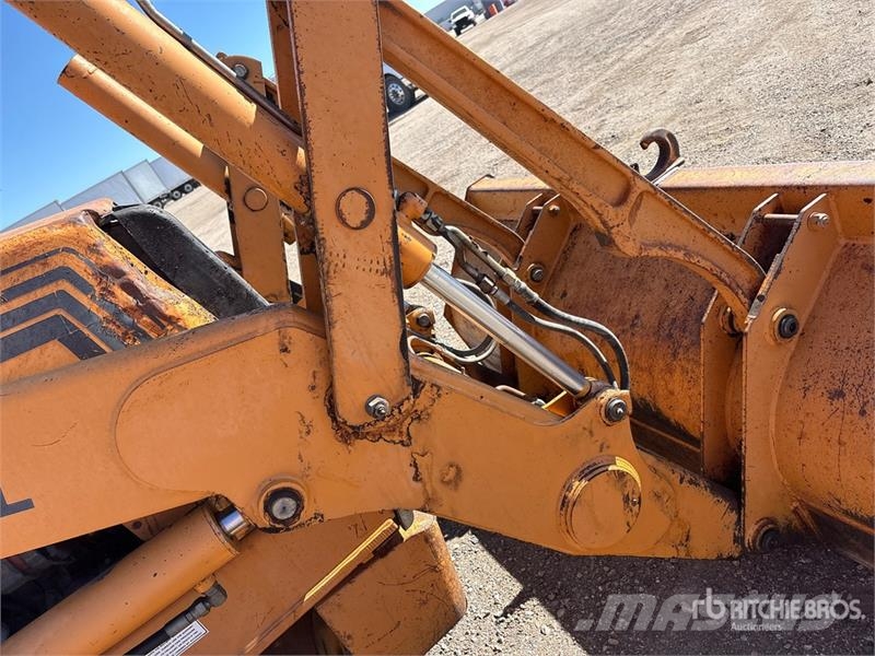 CASE 590 Super L Series II 4x4 Backhoe Loader Traktorgravere