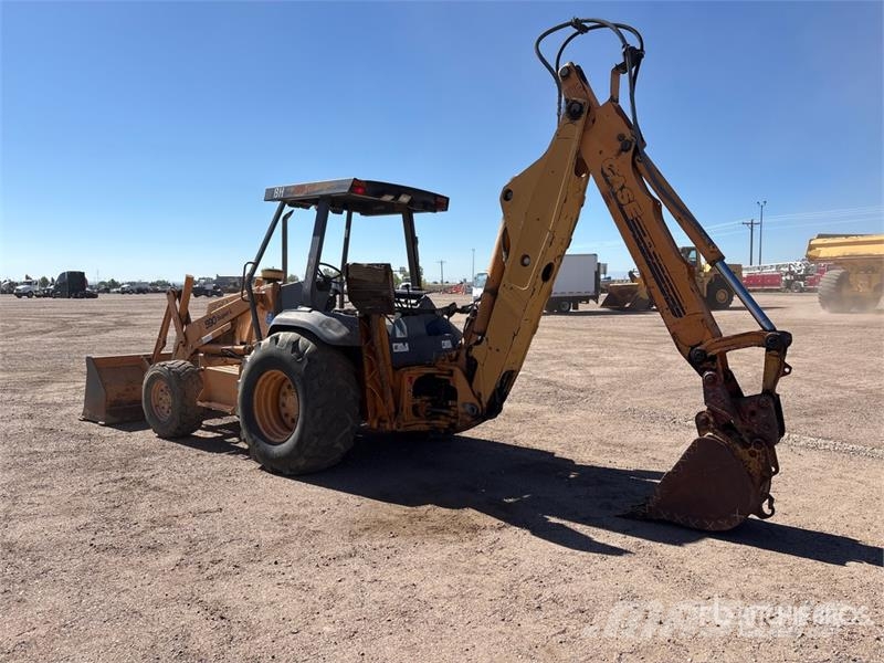 CASE 590 Super L Series II 4x4 Backhoe Loader Traktorgravere