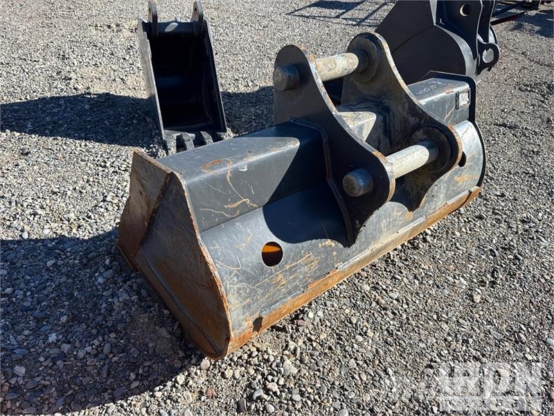 CASE 60 in 1.02 cyd Q/C Cleanup Bucket Žlice