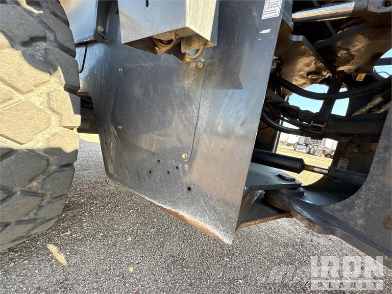 CASE 621G Wheel Loader Колесни товарачи