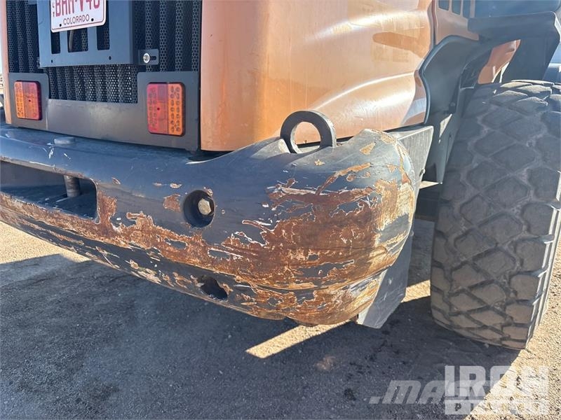 CASE 621G Wheel Loader Колесни товарачи