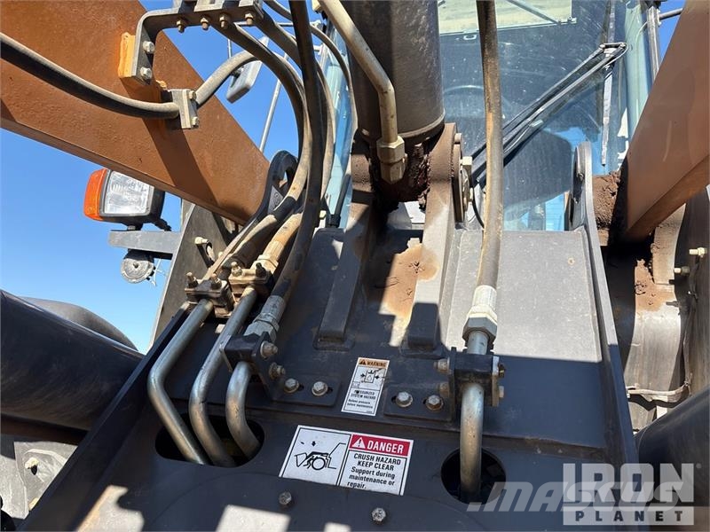 CASE 621G Wheel Loader Колесни товарачи