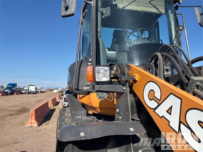 CASE 621G Wheel Loader Колесни товарачи