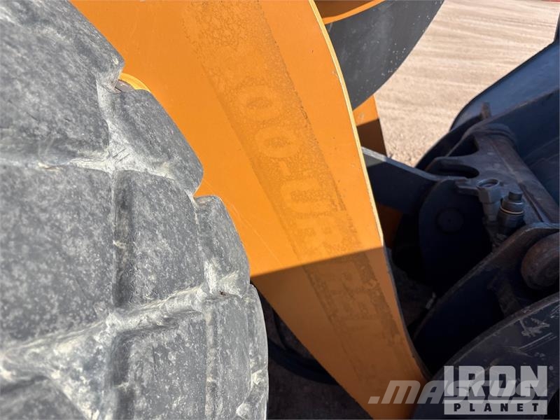 CASE 621G Wheel Loader Колесни товарачи