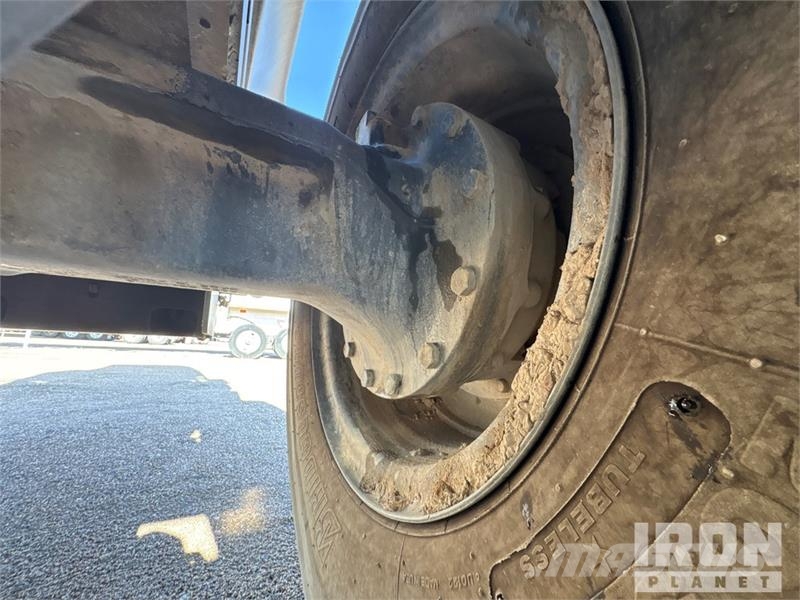 CASE 621G Wheel Loader Колесни товарачи